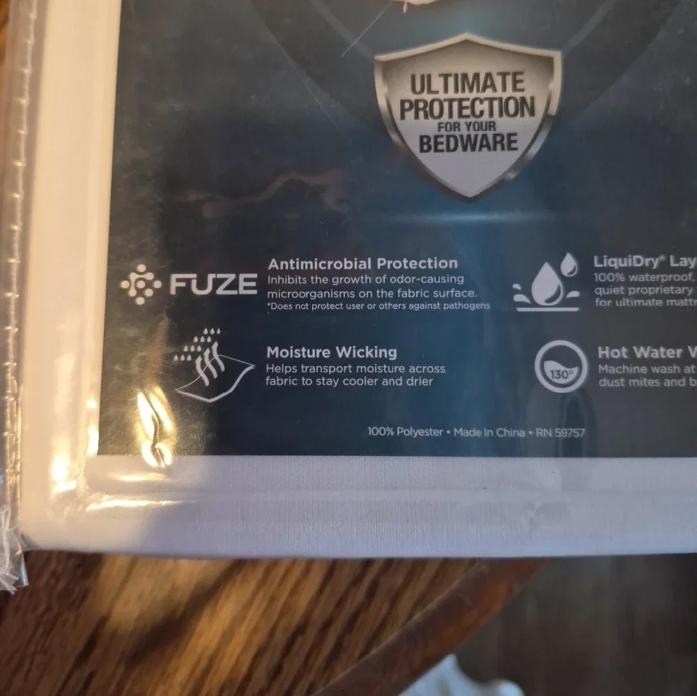 AllerZip White 2-Pack Pillow Protectors Nwt